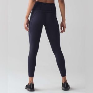 Lululemon Fast & Free 7/8 tight size 8 midnight navy